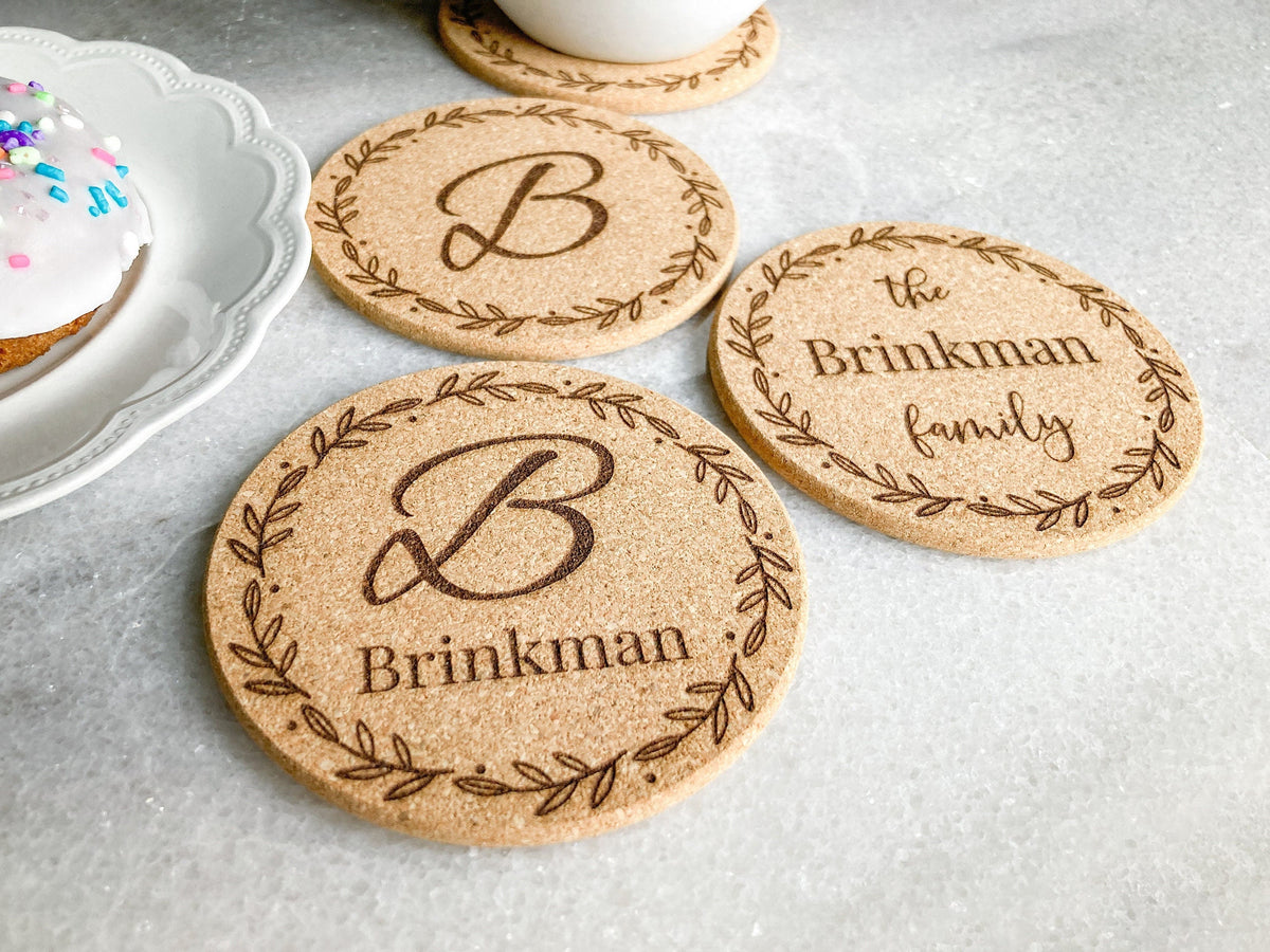 Modern Monogram Wreath Cork Coaster – photo 3