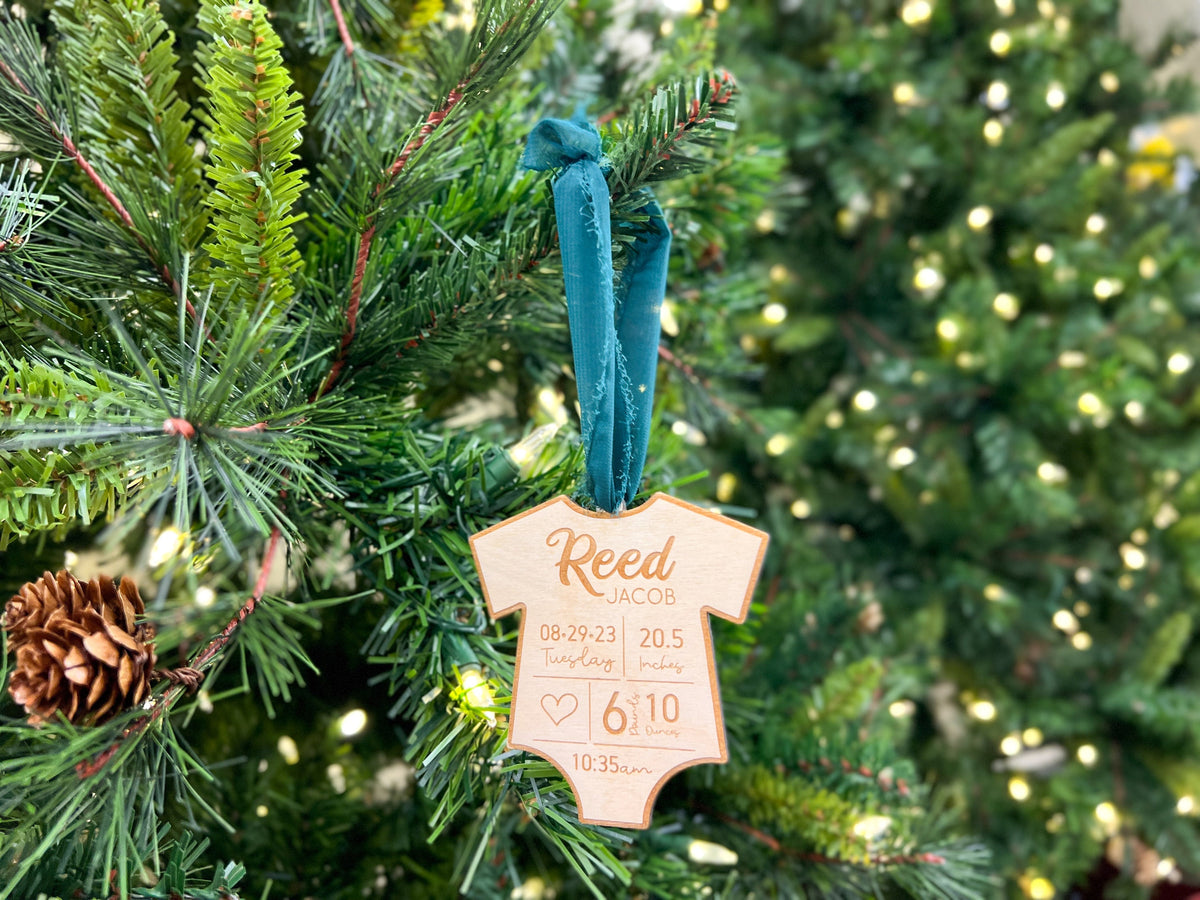 Personalized Baby Birth Stat Ornaments – photo 2